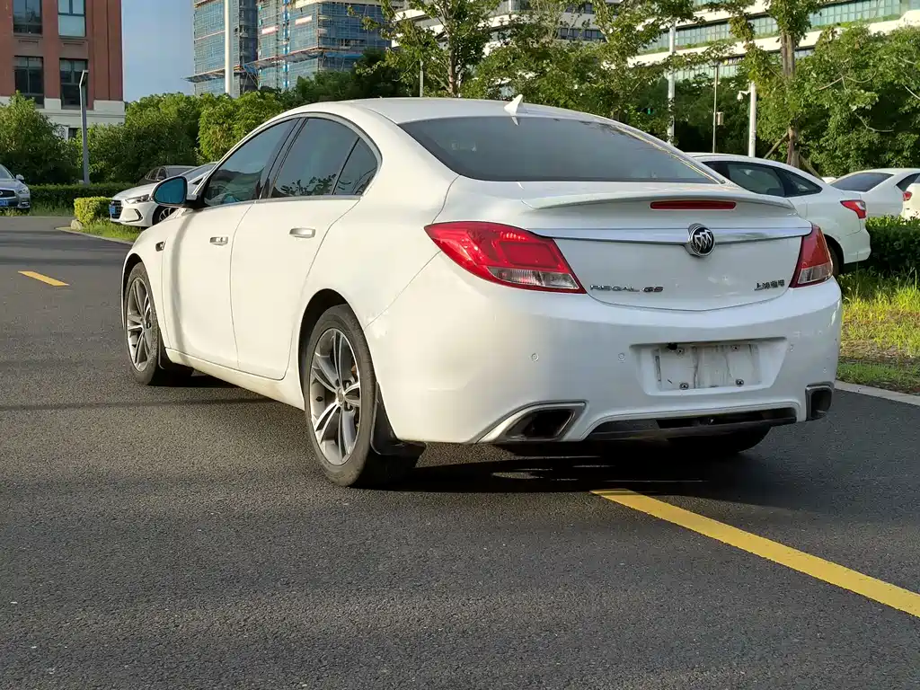 Buick Regal — миниатюра 4