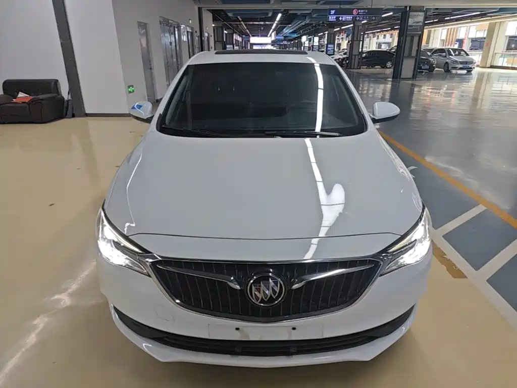 Buick Excelle — миниатюра 3