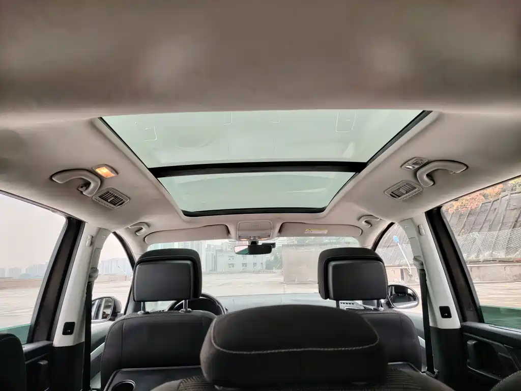 Volkswagen Sharan — миниатюра 14