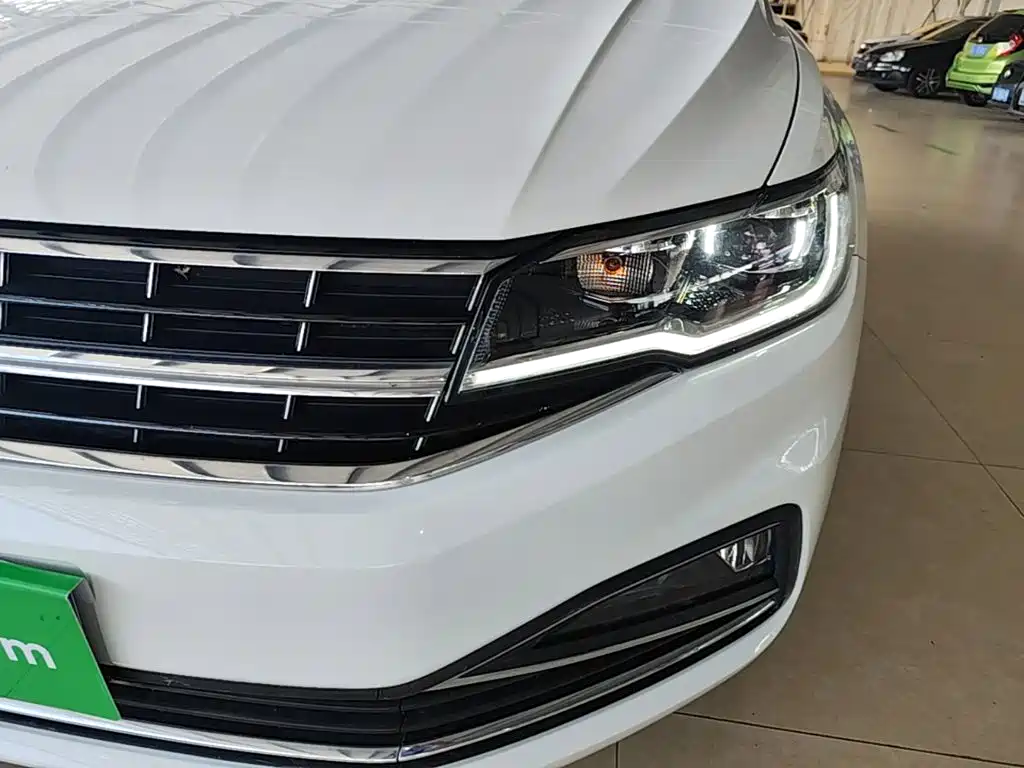 Volkswagen Bora — миниатюра 24