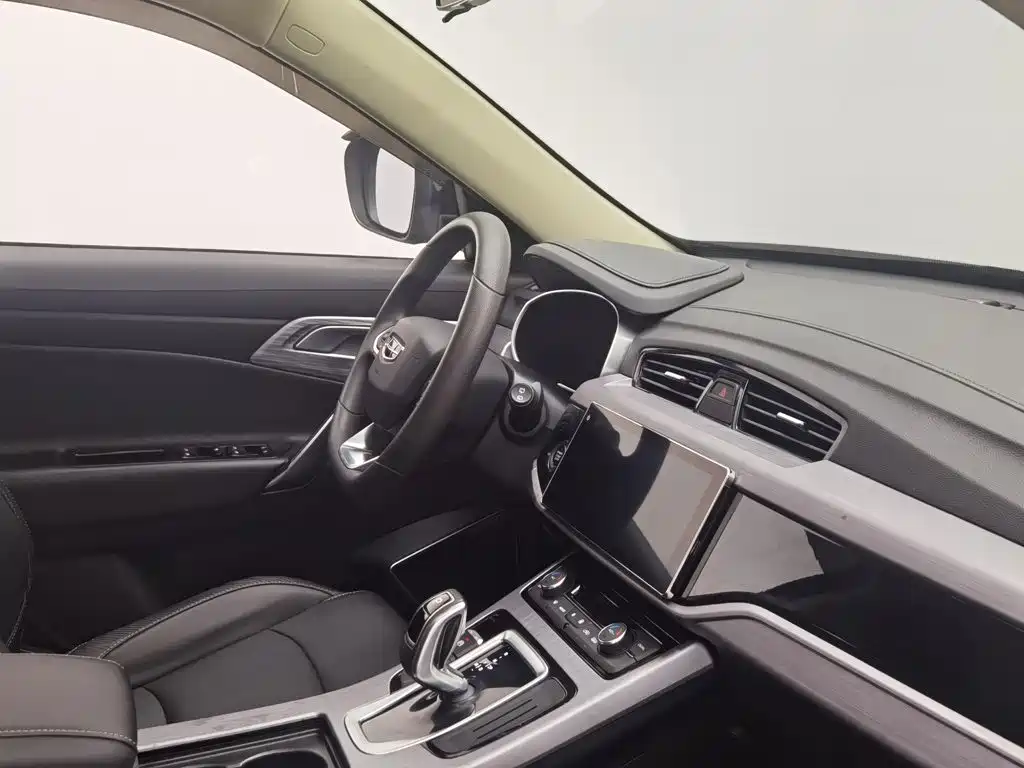 Geely Boyue — миниатюра 22
