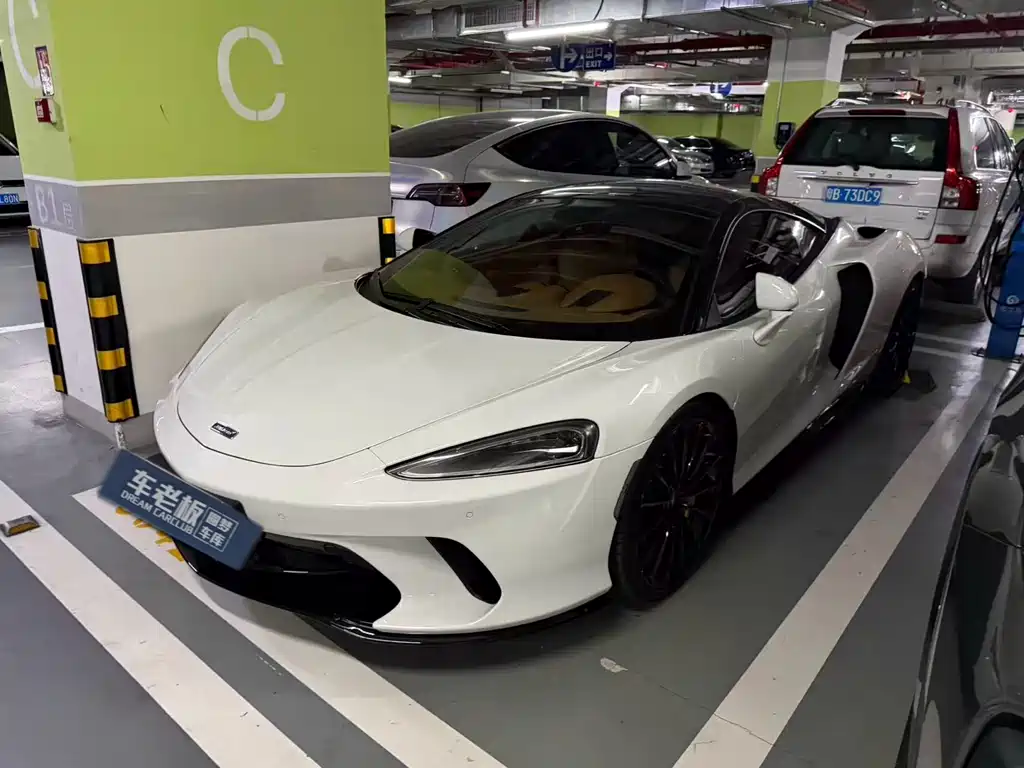 McLaren GT 2022