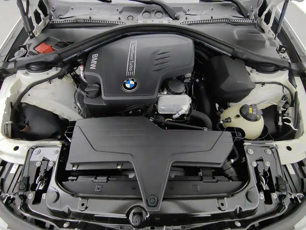 BMW 3 Series — миниатюра 6