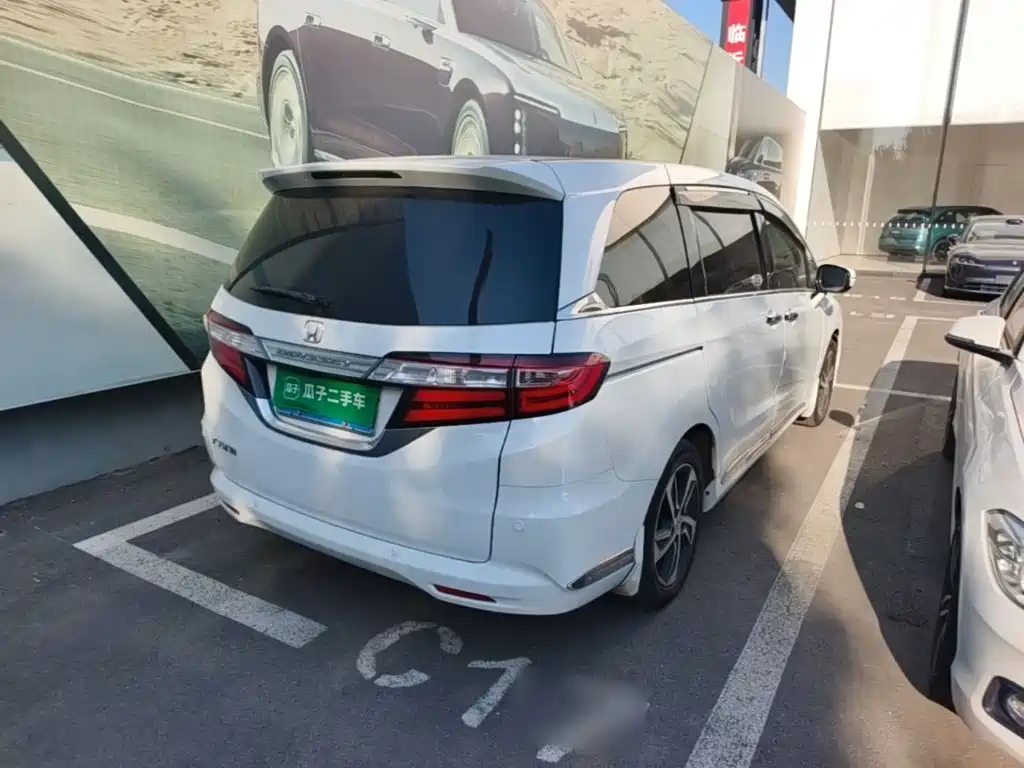 Honda Odyssey — миниатюра 7