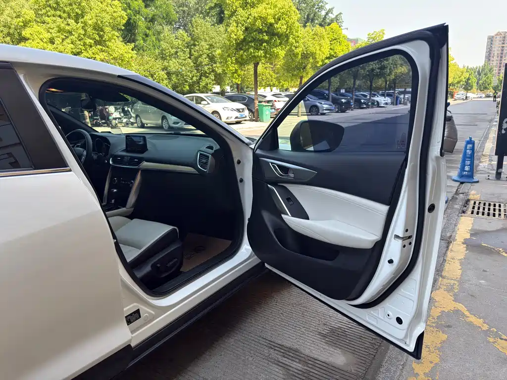 Mazda CX-4 2.0L Auto 2WD Blue Sky Leading Edition, фото 27