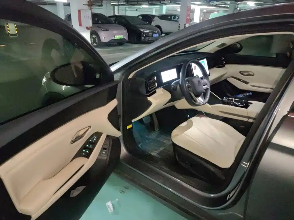 BYD Qin L — миниатюра 12
