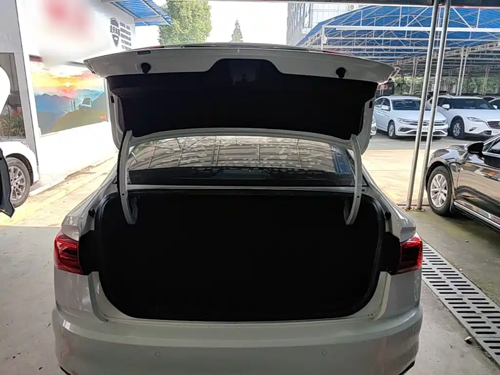 Volkswagen Bora — миниатюра 19