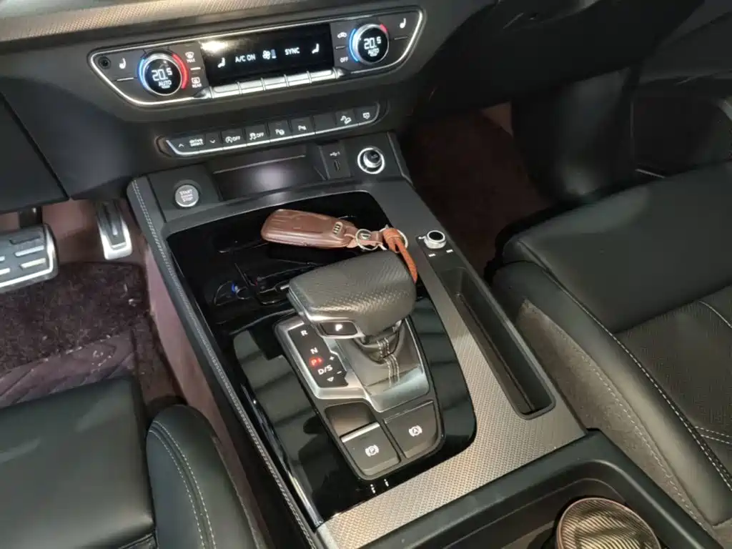 Audi Q5L — миниатюра 14