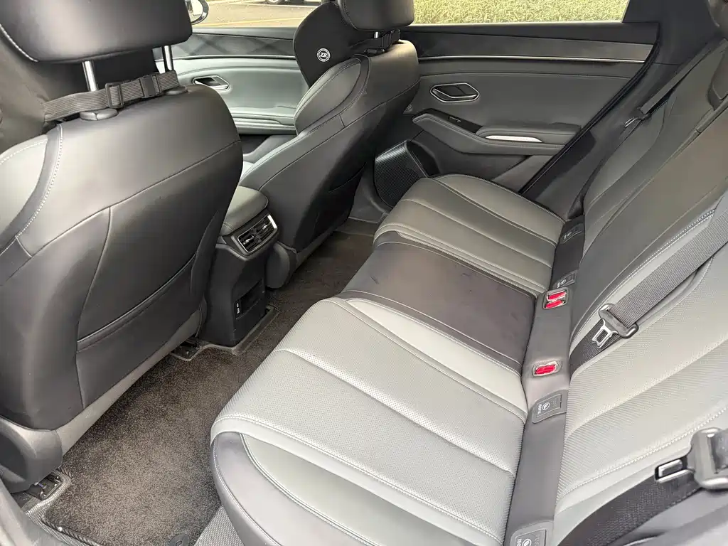 BYD Qin L — миниатюра 8