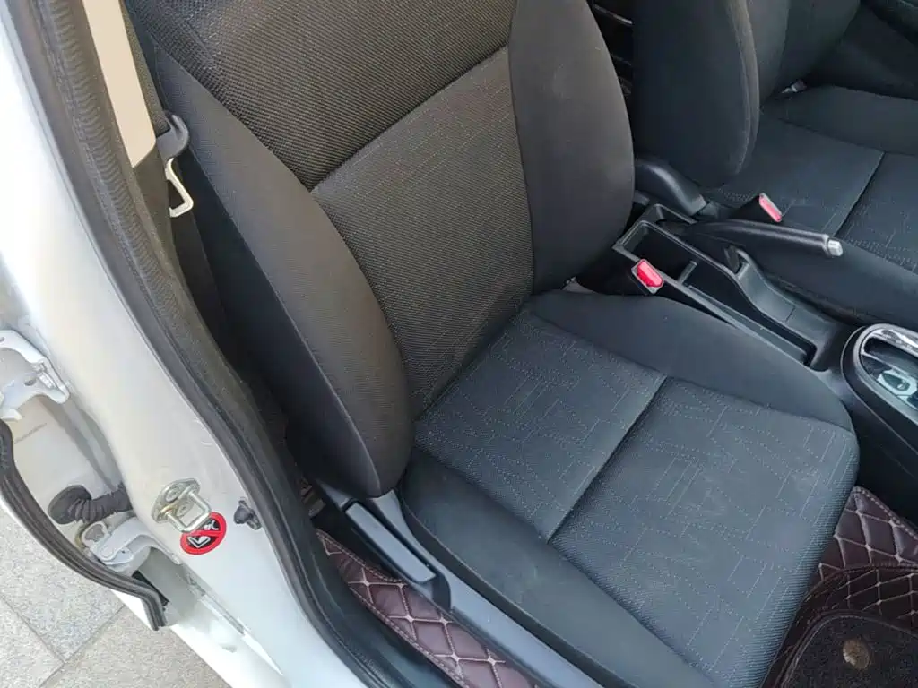 Honda Fit — миниатюра 25