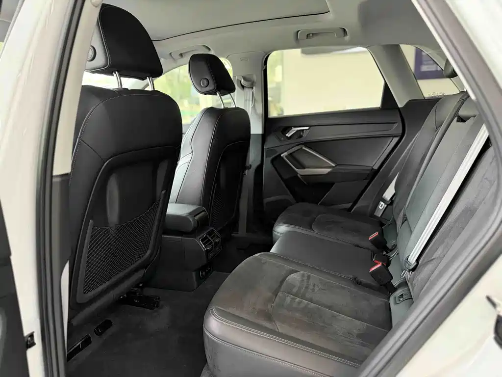 Audi Q3 — миниатюра 8
