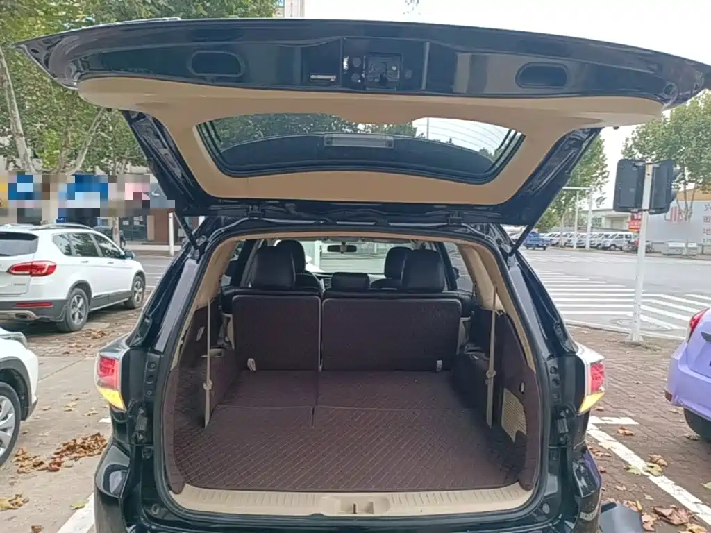 Toyota Highlander — миниатюра 19