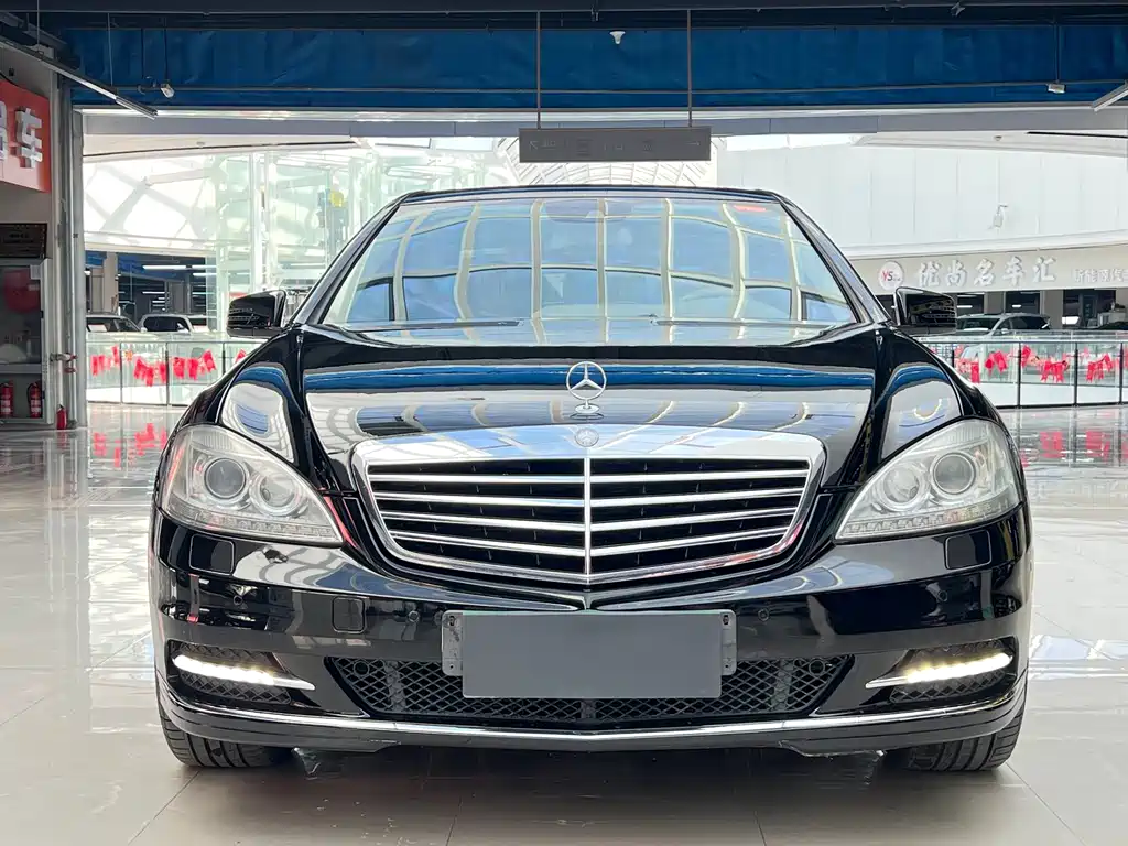 Mercedes-Benz S-Class — миниатюра 2