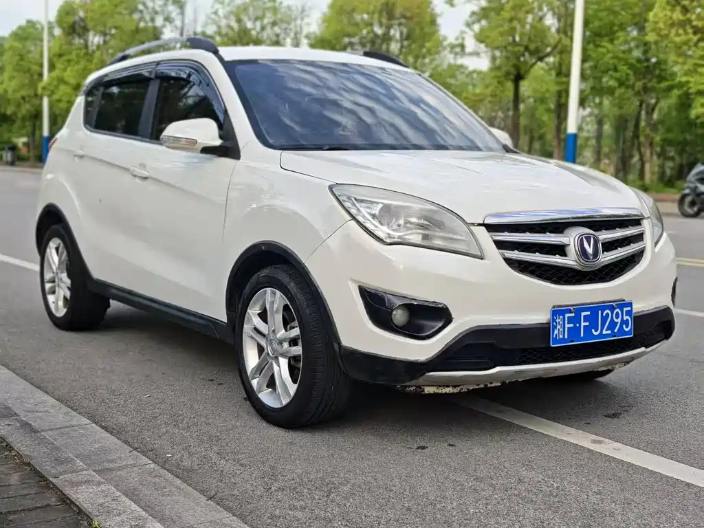 Changan CS35 2015