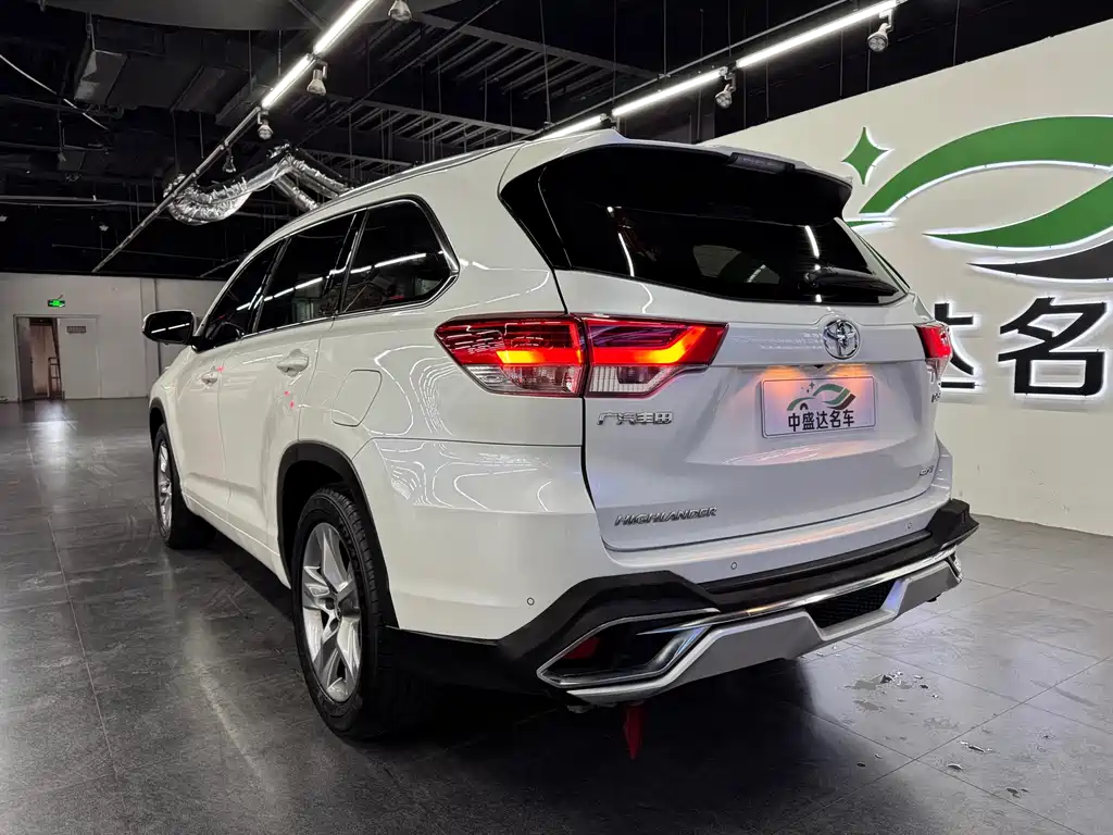 Toyota Highlander — миниатюра 4
