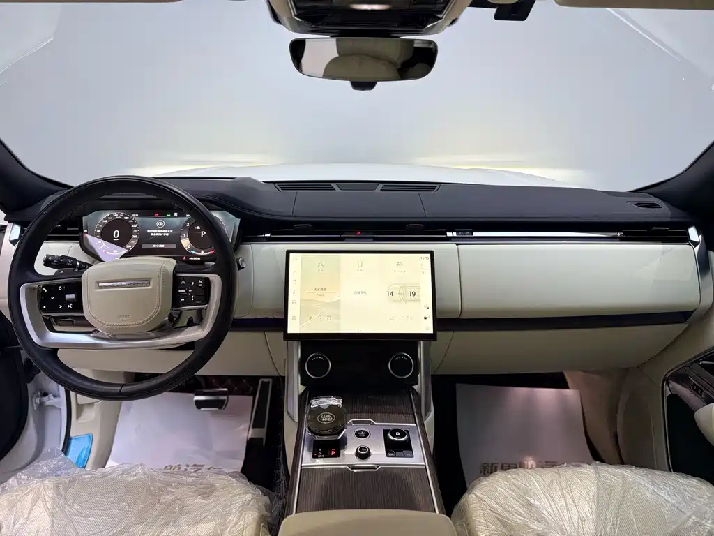Land Rover Range Rover — миниатюра 10
