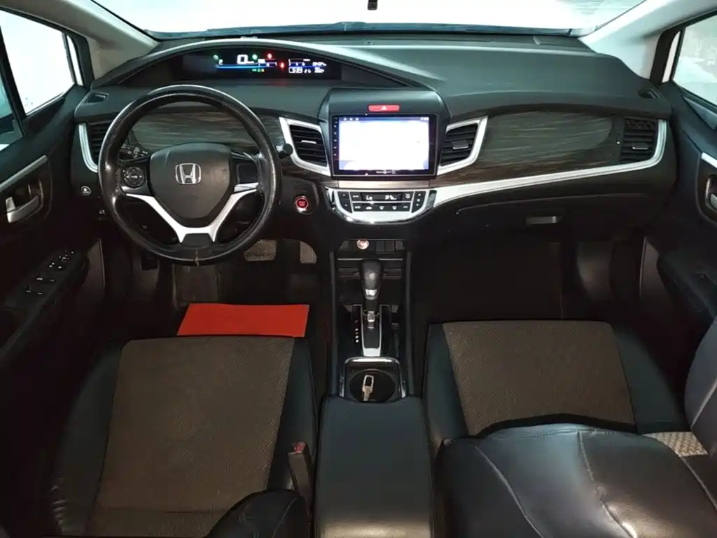 Honda Jade — миниатюра 10