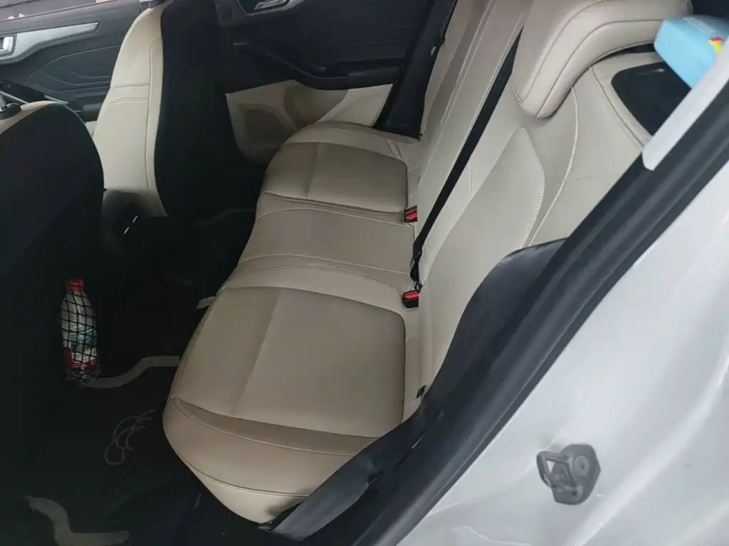 Ford Focus — миниатюра 17