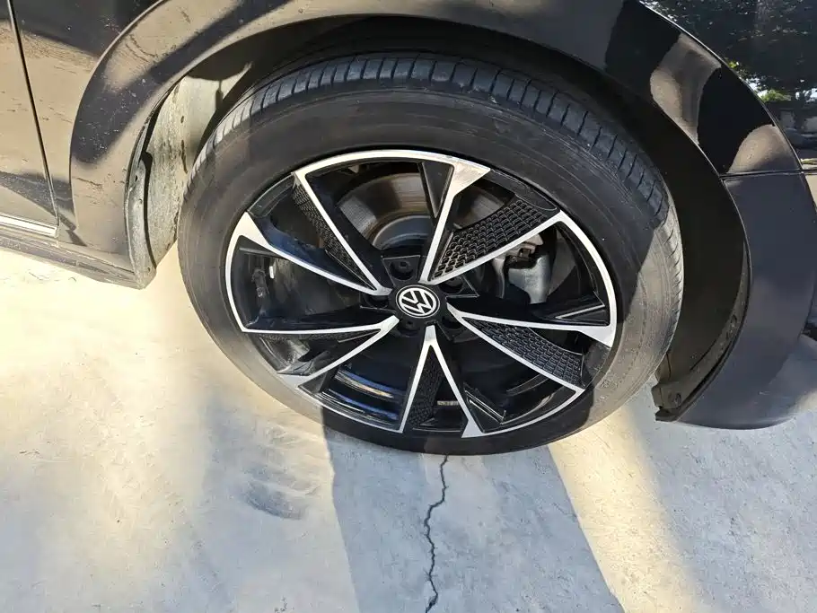 Volkswagen Passat — миниатюра 6