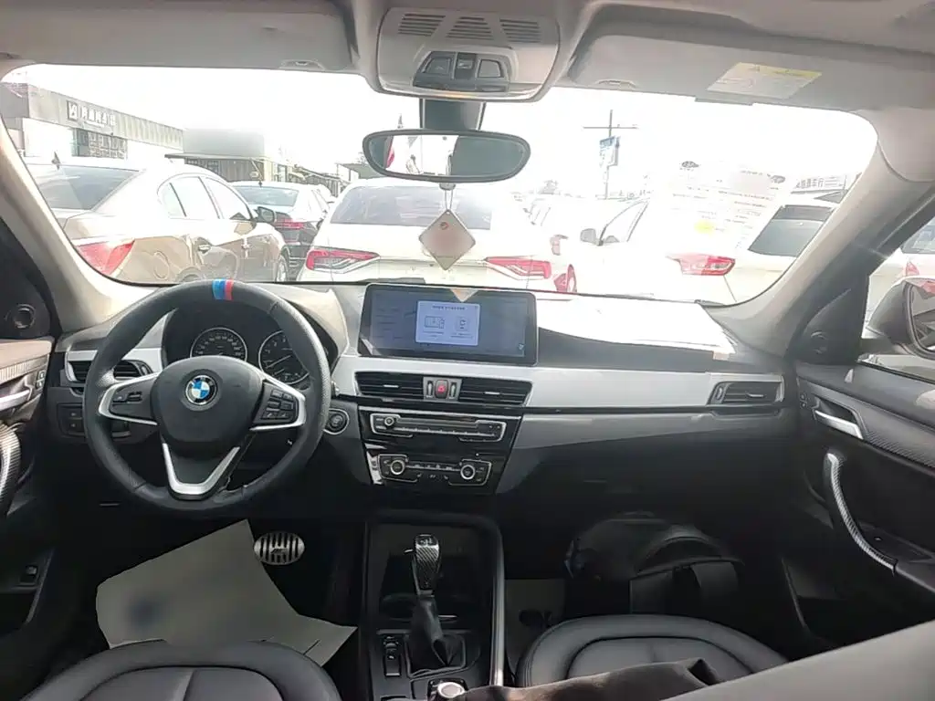 BMW X1 — миниатюра 10
