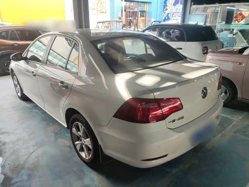 Volkswagen Bora — миниатюра 5