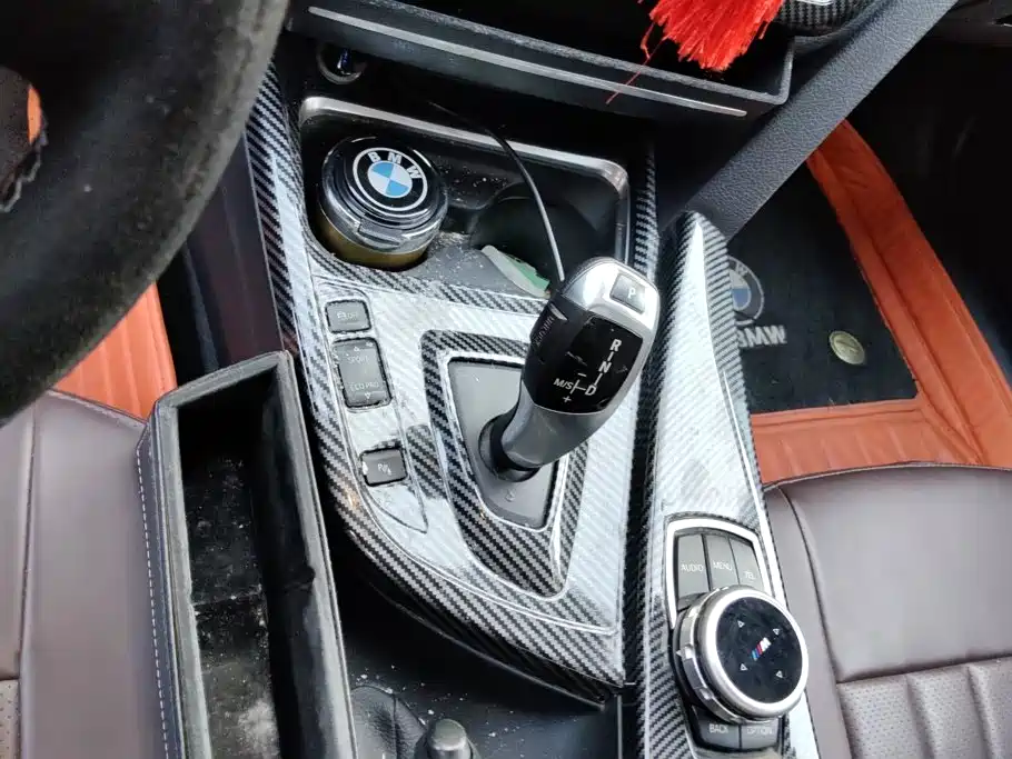 BMW 3 Series — миниатюра 13