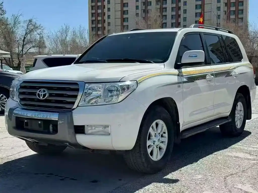 Купить Toyota Land Cruiser