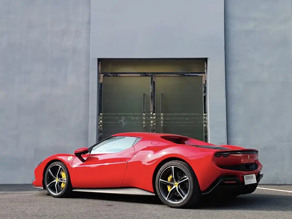 Ferrari 296 — миниатюра 2