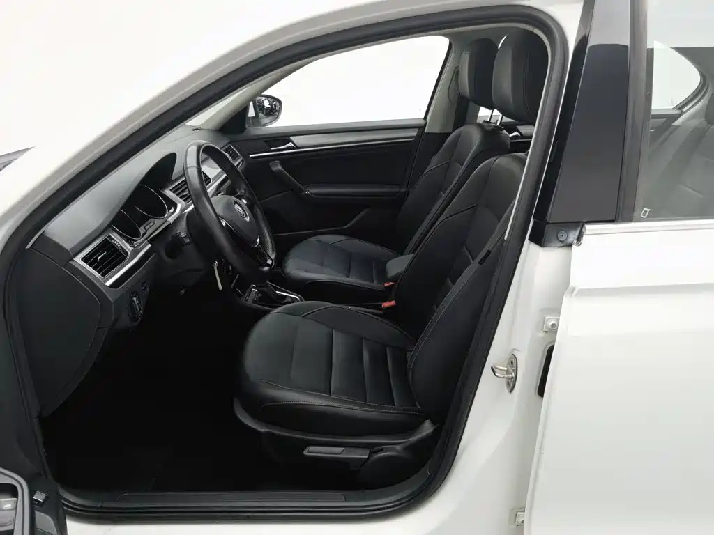 Volkswagen Bora — миниатюра 10
