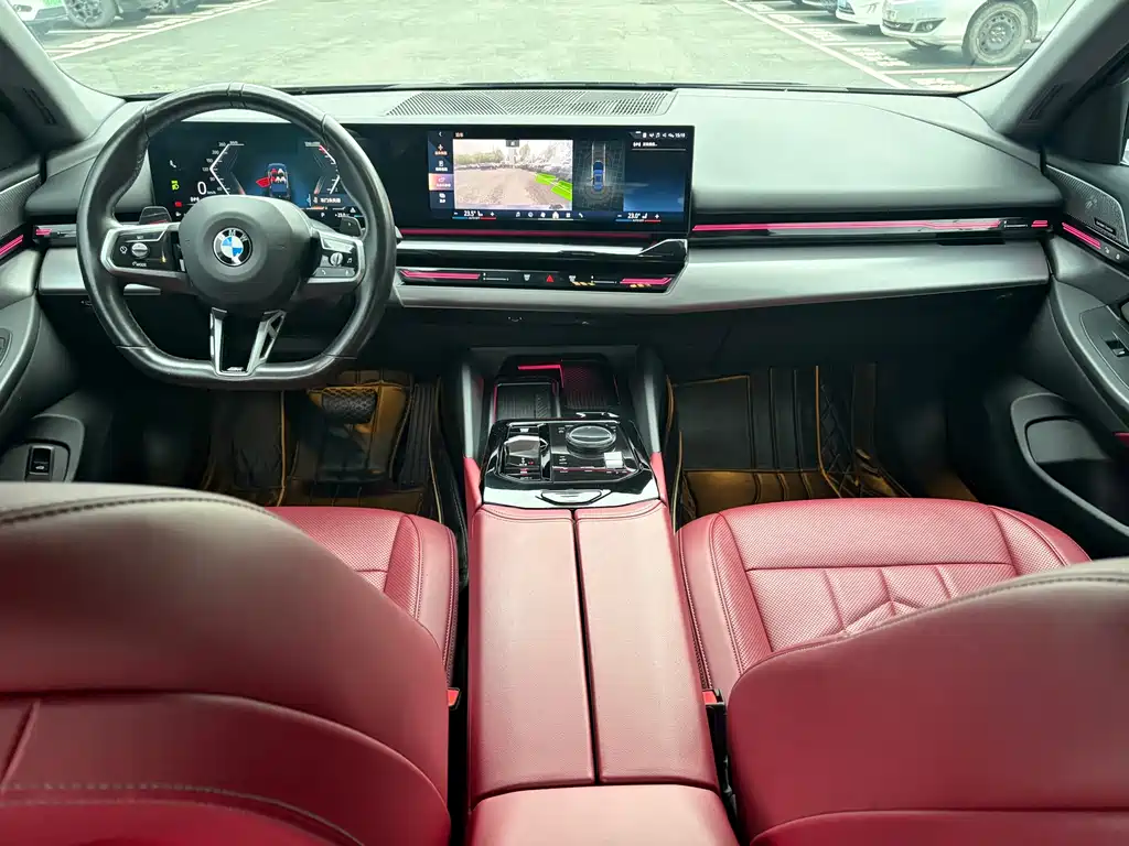 BMW 5 Series — миниатюра 11