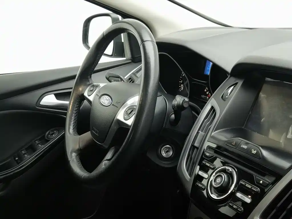 Ford Focus — миниатюра 22