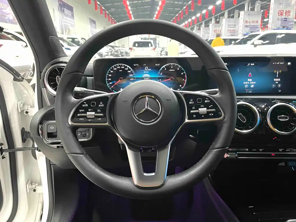 MERCEDES-BENZ A CLASS