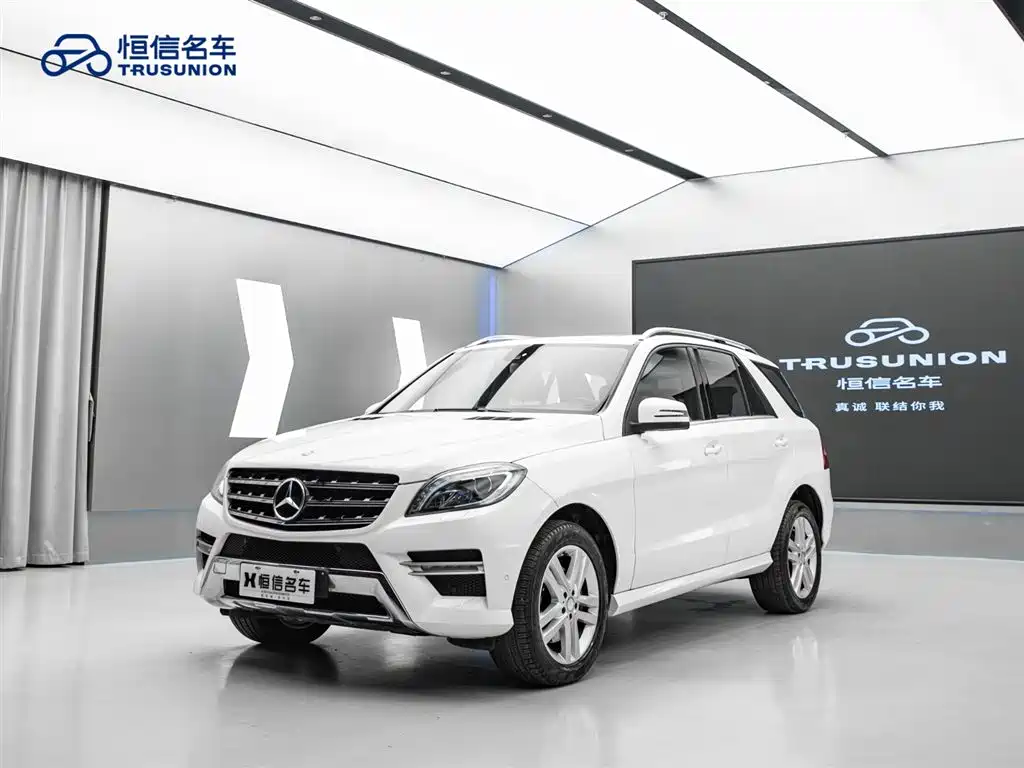 Mercedes-Benz M-Class 2015