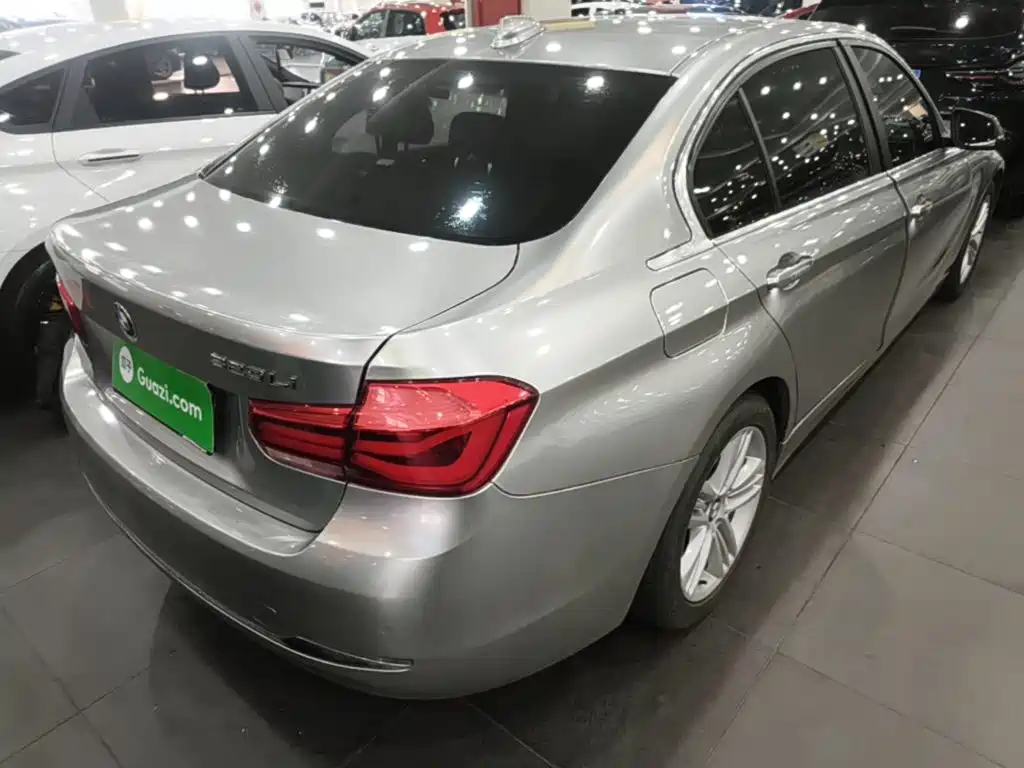 BMW 3 Series — миниатюра 7