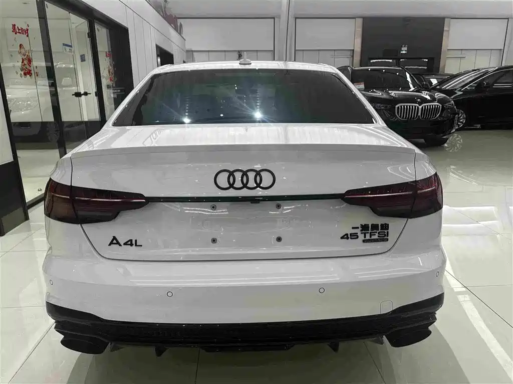 Audi A4L — миниатюра 21