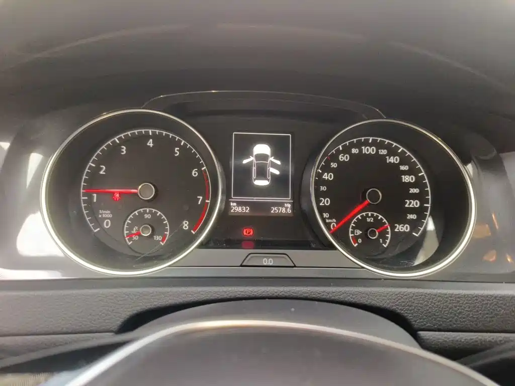 Volkswagen Golf — миниатюра 7