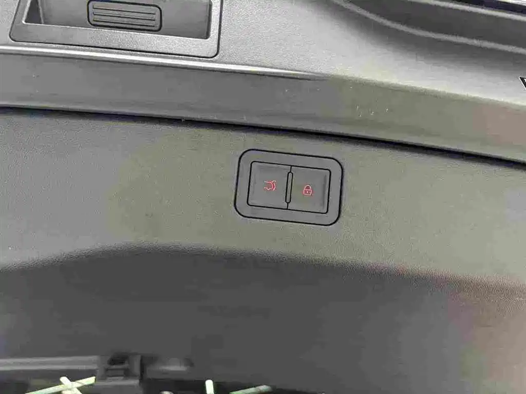 Denza Zoom N8L — миниатюра 21