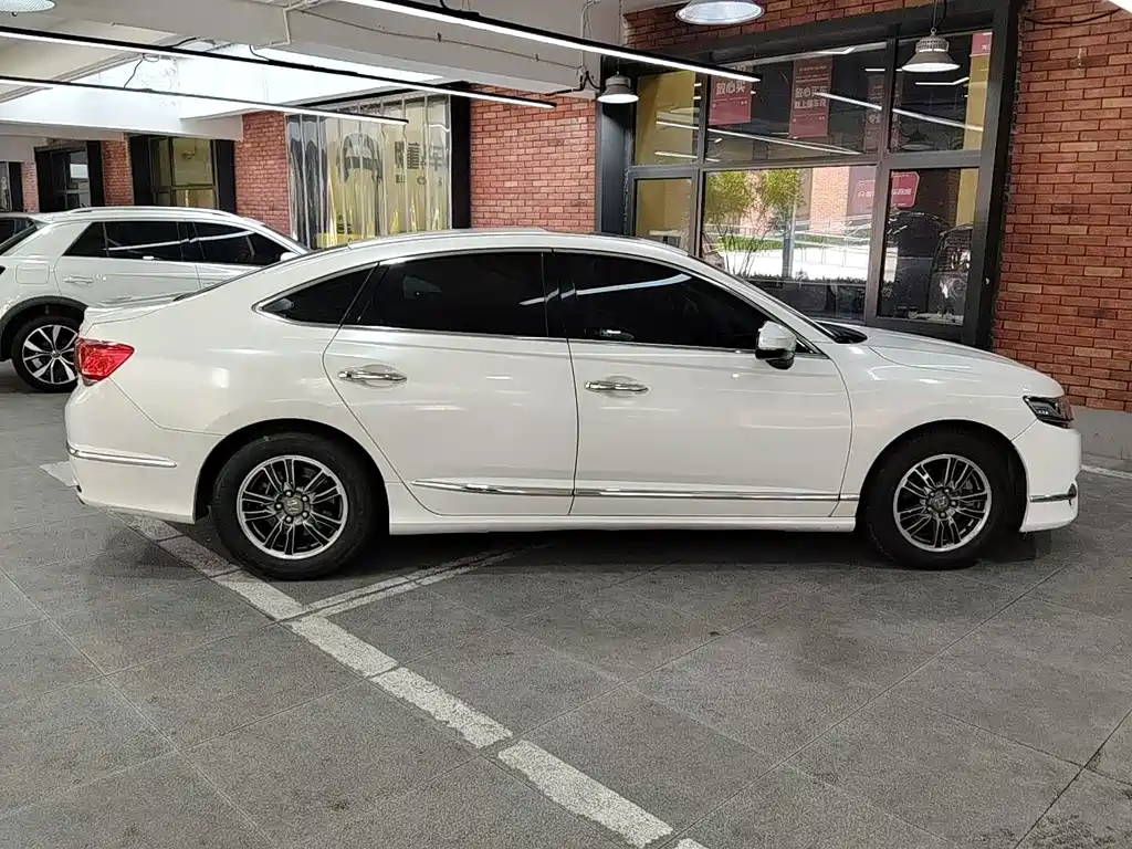 Honda Spirior — миниатюра 4