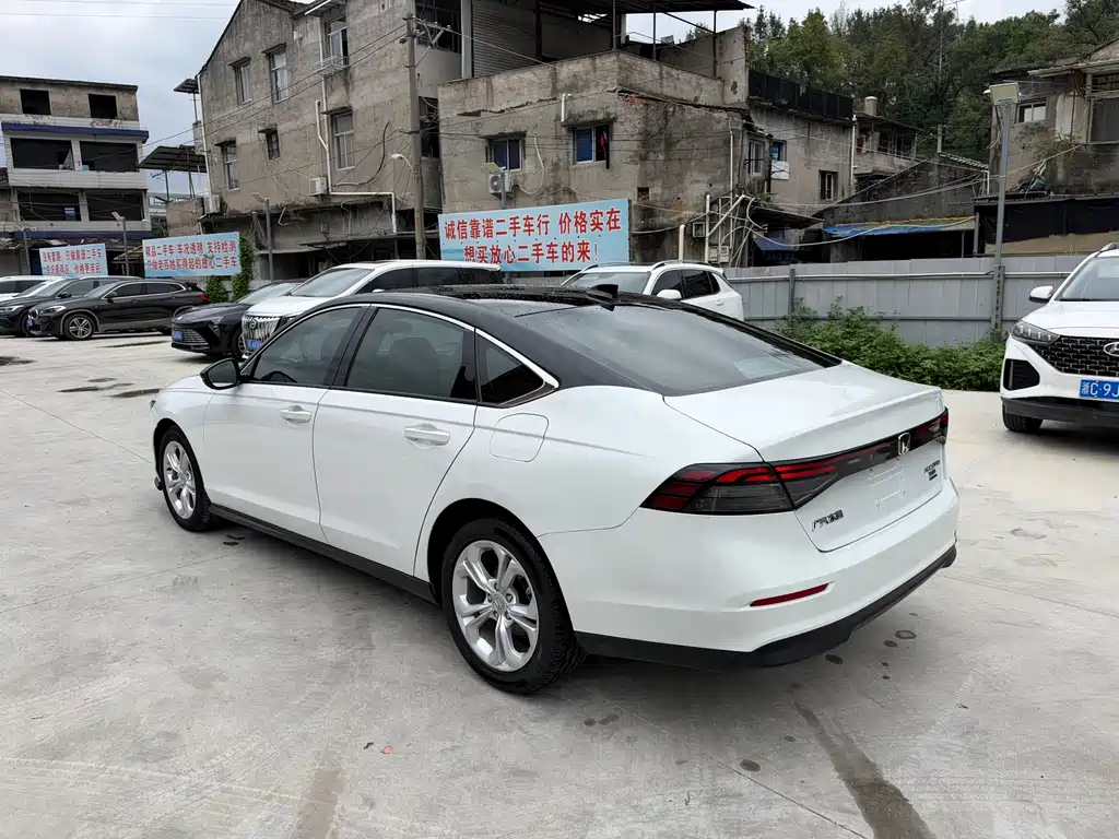 Honda Accord — миниатюра 3