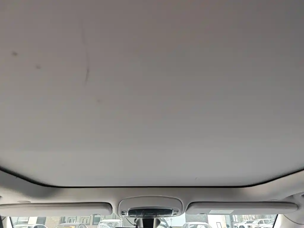 Jeep Grand Commander — миниатюра 14