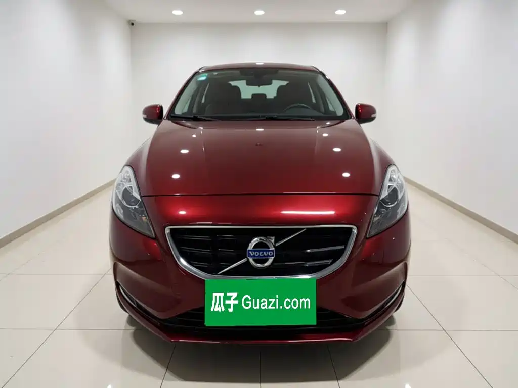 Volvo V40 — миниатюра 23