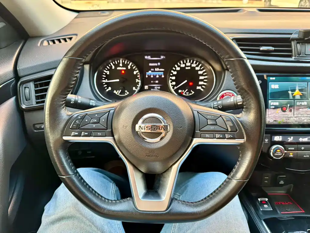 Nissan X-Trail — миниатюра 10