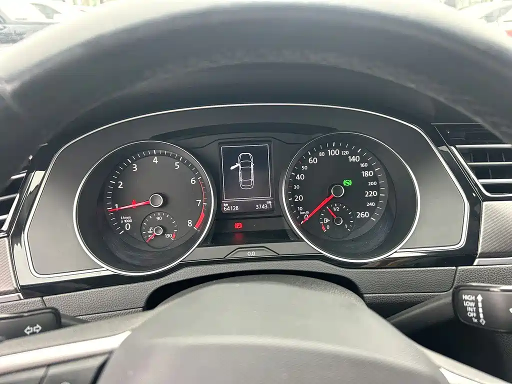 Volkswagen Magotan — миниатюра 5