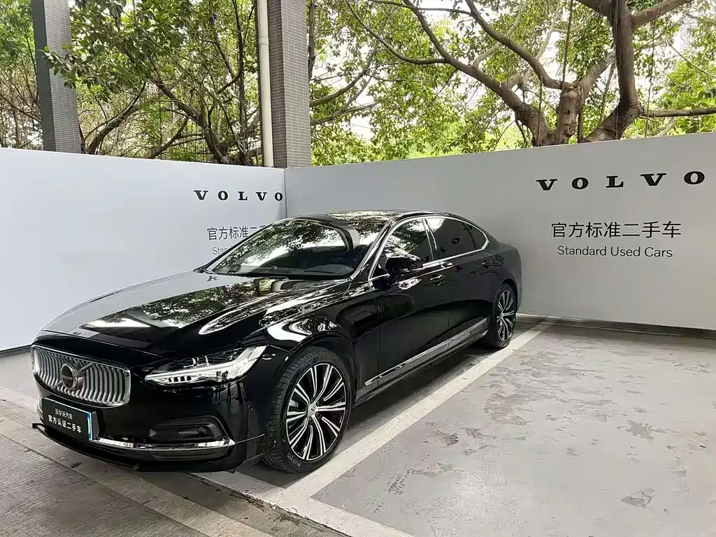 Volvo S90 2024