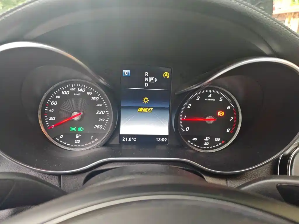 Mercedes-Benz C-Class — миниатюра 7