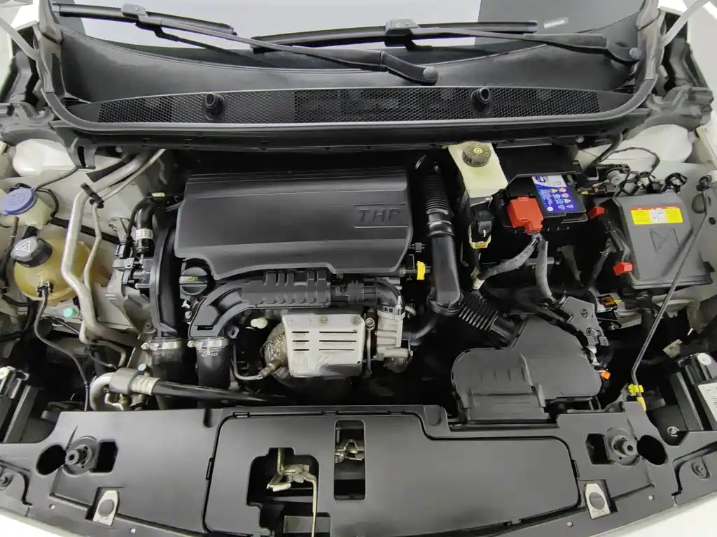 Peugeot 408 — миниатюра 6