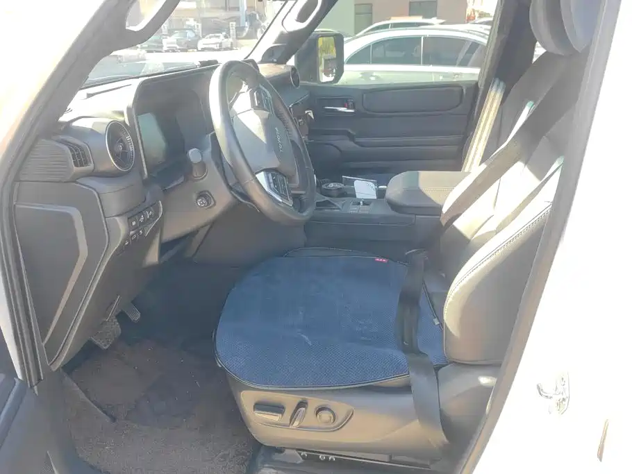 Toyota Prado — миниатюра 9