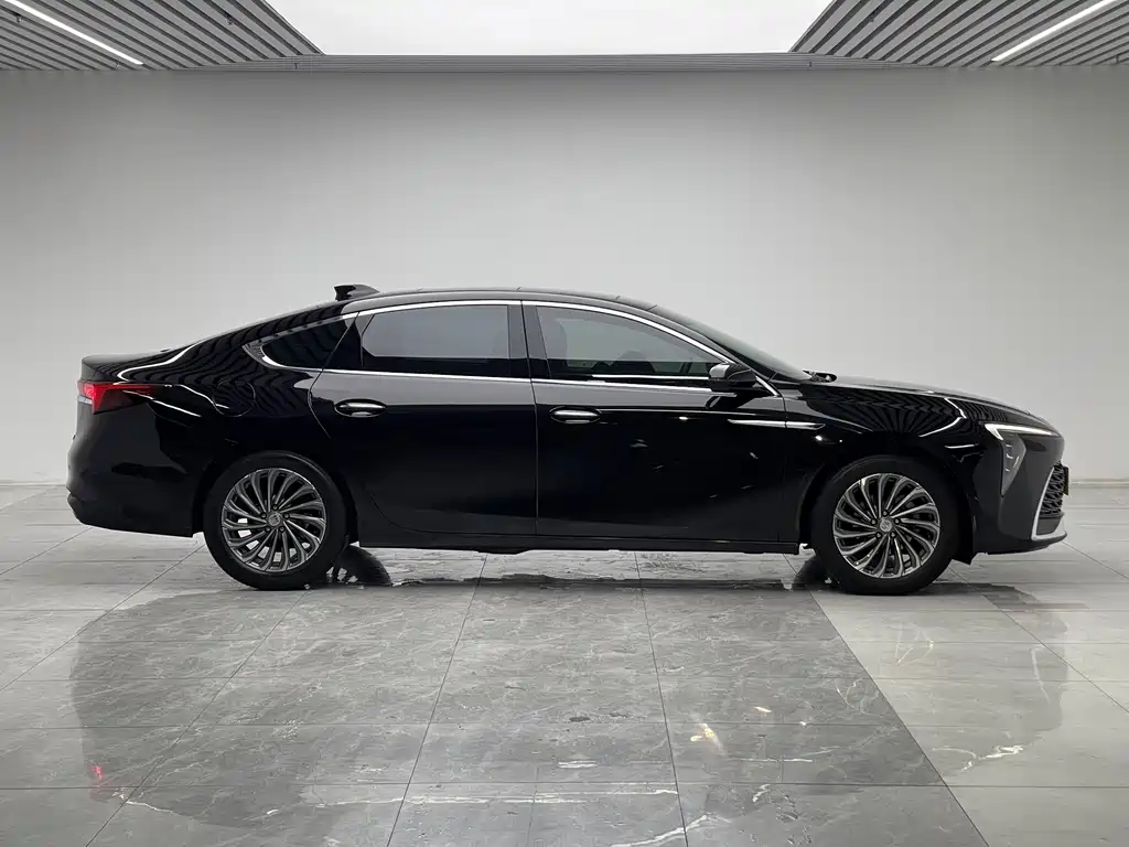 Buick LaCrosse 2023 25T