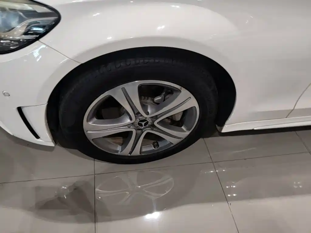 Mercedes-Benz C-Class — миниатюра 23