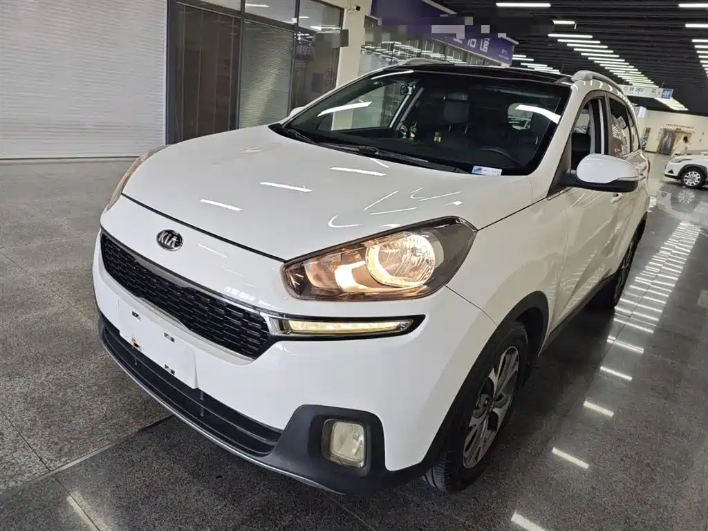 Kia KX3 2016